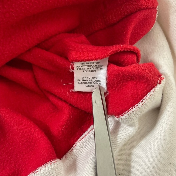 Vintage Manchester United Y2K Red Track Warm Up Jacket Youth Size Medium - Picture 9 of 10